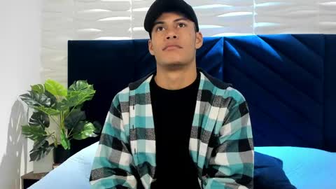 Snapshot of angel_silva_ chatting on 05-05-26, 12:13 Angel online show from 05-05-26, 12:13