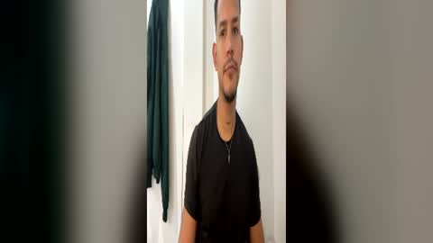 Snapshot of angel_silva_ chatting on 06-27-26, 07:57 Angel online show from 06-27-26, 07:57