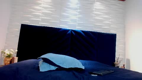 Snapshot of angel_silva_ chatting on 07-24-26, 02:04 Angel online show from 07-24-26, 02:04