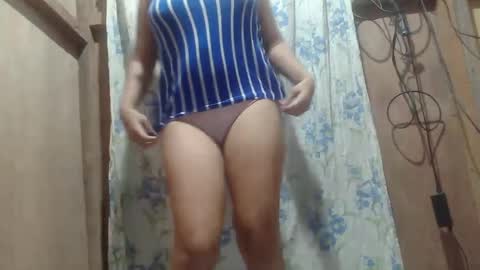 Snapshot of angela413796 chatting on 01-13-25, 02:07 angela413796 online show from 01-13-25, 02:07