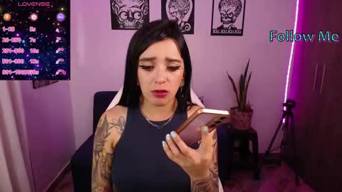 Angela online show from 11-05-25, 10:21