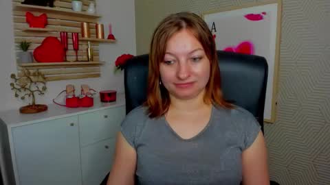 Snapshot of angela_samt chatting on 05-06-26, 05:35 Angela online show from 05-06-26, 05:35