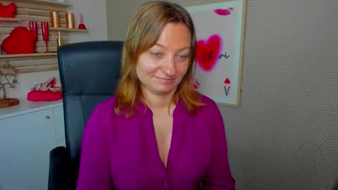 Snapshot of angela_samt chatting on 06-11-26, 06:11 Angela online show from 06-11-26, 06:11