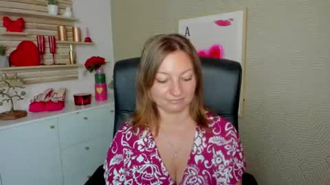 Angela online show from 07-28-26, 11:17
