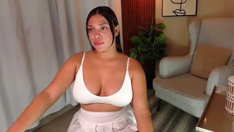 Snapshot of angela_santana_ chatting on 12-13-24, 06:38 Angela online show from 12-13-24, 06:38