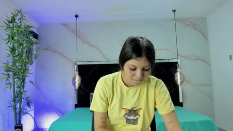 ANGELA online show from 09-10-25, 12:05