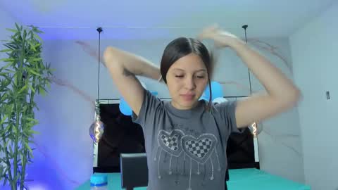 ANGELA online show from 09-29-25, 12:10