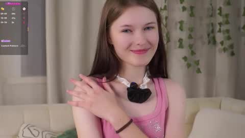 Snapshot of angelabalay chatting on 11-09-25, 10:02 Mary online show from 11-09-25, 10:02