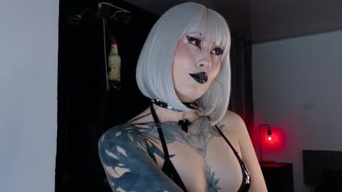 Angela help me reach 100 thumbs up online show from 10-09-25, 06:28