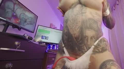 angelacianuro_ online show from 03-02-25, 04:07