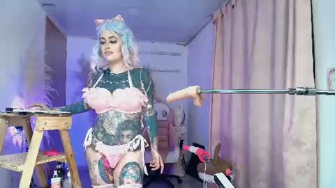 Snapshot of angelacianuro_2 chatting on 06-21-26, 03:20 Angela Cianuro online show from 06-21-26, 03:20