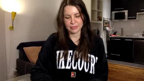 Snapshot of angeladarkk chatting on 01-07-25, 10:30 Angela online show from 01-07-25, 10:30