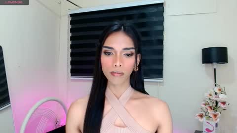 SENORITA online show from 09-26-25, 04:11