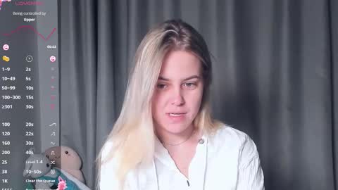 Darsi Anty online show from 10-23-25, 04:17