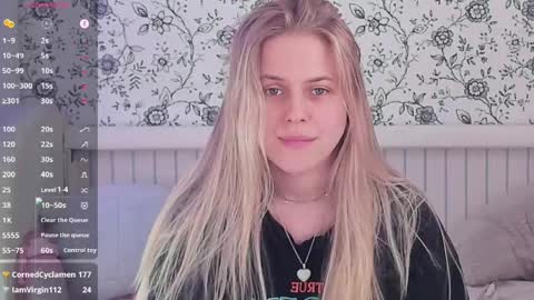 Snapshot of angelanty chatting on 04-24-26, 01:46 Darsi Anty online show from 04-24-26, 01:46