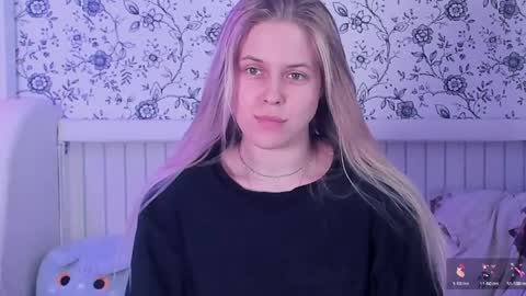 Snapshot of angelanty chatting on 05-15-26, 03:30 Darsi Anty online show from 05-15-26, 03:30