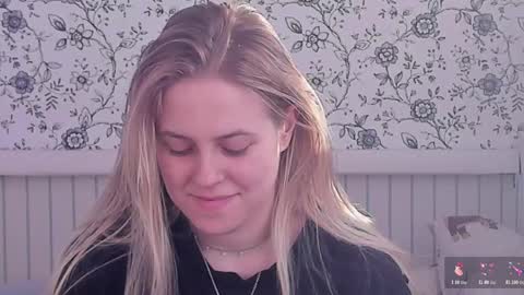 Snapshot of angelanty chatting on 05-16-26, 03:22 Darsi Anty online show from 05-16-26, 03:22