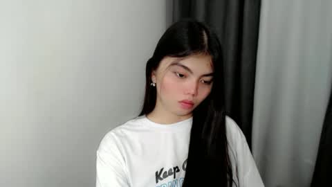 angelari_slut online show from 09-11-25, 07:52