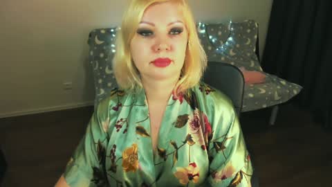 glow online show from 01-12-25, 01:58