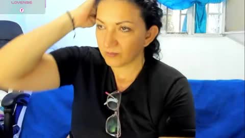 Snapshot of angelblue972344 chatting on 05-31-26, 10:44 angel online show from 05-31-26, 10:44