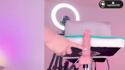 angel online show from 02-07-26, 07:34