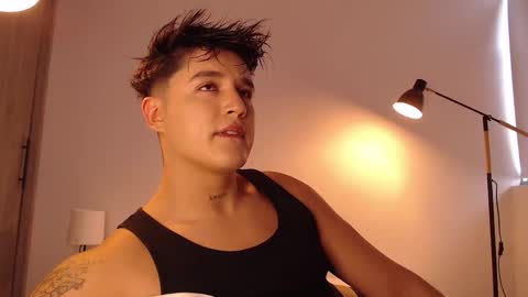 Snapshot of angelcossio chatting on 12-02-25, 07:42 Angel online show from 12-02-25, 07:42