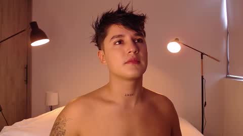 Snapshot of angelcossio chatting on 12-14-25, 06:23 Angel online show from 12-14-25, 06:23