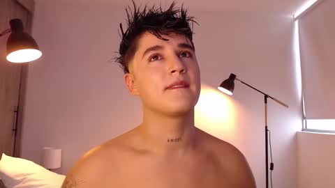 Snapshot of angelcossio chatting on 12-21-25, 06:59 Angel online show from 12-21-25, 06:59