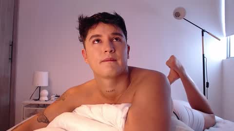 Snapshot of angelcossio chatting on 02-11-26, 07:08 Angel online show from 02-11-26, 07:08