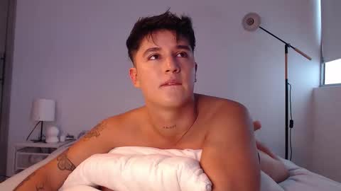 Snapshot of angelcossio chatting on 02-17-26, 08:37 Angel online show from 02-17-26, 08:37