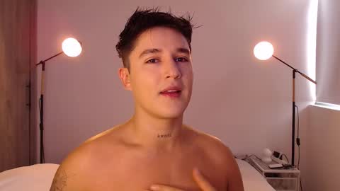 Snapshot of angelcossio chatting on 03-29-26, 06:30 Angel online show from 03-29-26, 06:30