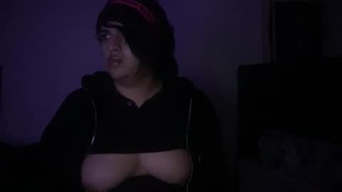 Angie C online show from 12-23-25, 03:15