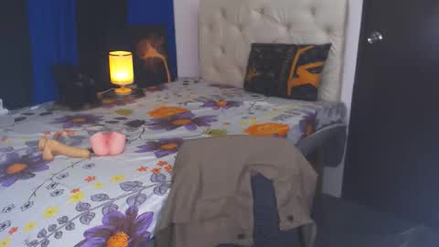 Angel online show from 01-26-25, 06:06