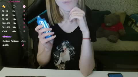 Snapshot of angelcute32 chatting on 02-08-26, 03:48 AngelCute32 online show from 02-08-26, 03:48