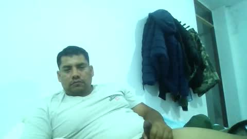 Snapshot of angeldavid90 chatting on 12-18-25, 11:55 angeldavid90 online show from 12-18-25, 11:55