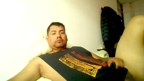 Snapshot of angeldavid90 chatting on 02-01-26, 12:48 angeldavid90 online show from 02-01-26, 12:48