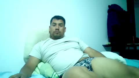 Snapshot of angeldavid90 chatting on 02-04-26, 03:23 angeldavid90 online show from 02-04-26, 03:23