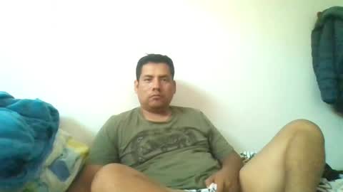 Snapshot of angeldavid90 chatting on 04-15-26, 09:59 angeldavid90 online show from 04-15-26, 09:59