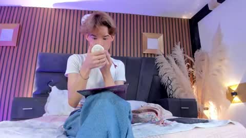 Angel Doll online show from 02-15-26, 05:04