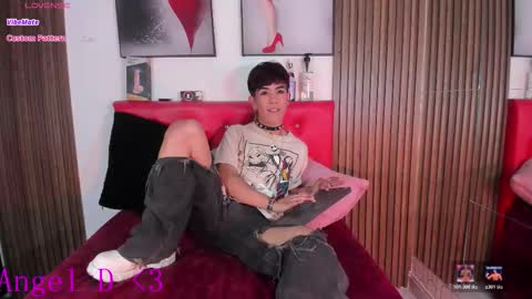 Snapshot of angeldustt_19 chatting on 01-09-26, 03:53 Angel dust online show from 01-09-26, 03:53