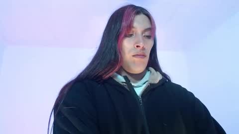 angele online show from 09-25-25, 02:37