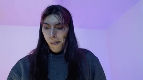 angele online show from 10-11-25, 08:51