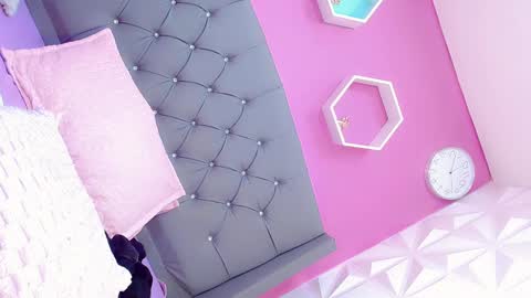 angeles_bust online show from 02-02-25, 03:49