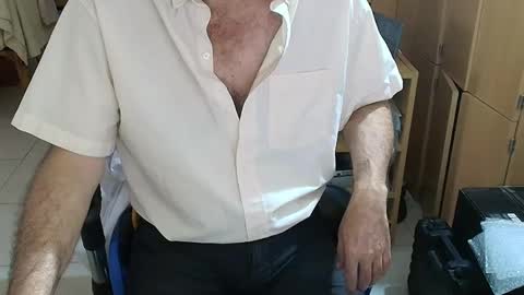 angelgarcia269 online show from 04-16-26, 11:11