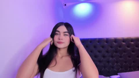 Snapshot of angeli_rivera chatting on 11-04-25, 11:09 Angeli online show from 11-04-25, 11:09