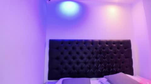 Snapshot of angeli_rivera chatting on 11-15-25, 10:56 Angeli online show from 11-15-25, 10:56