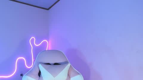 Carolina online show from 01-08-25, 03:40