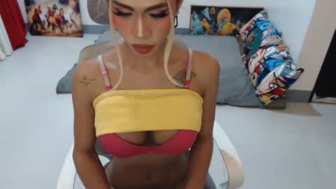 DIVINE ANGEL online show from 11-27-25, 12:46