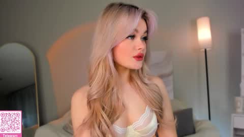 Emma online show from 02-13-26, 01:12