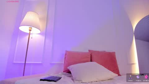 Angelica Cross online show from 10-09-25, 11:30